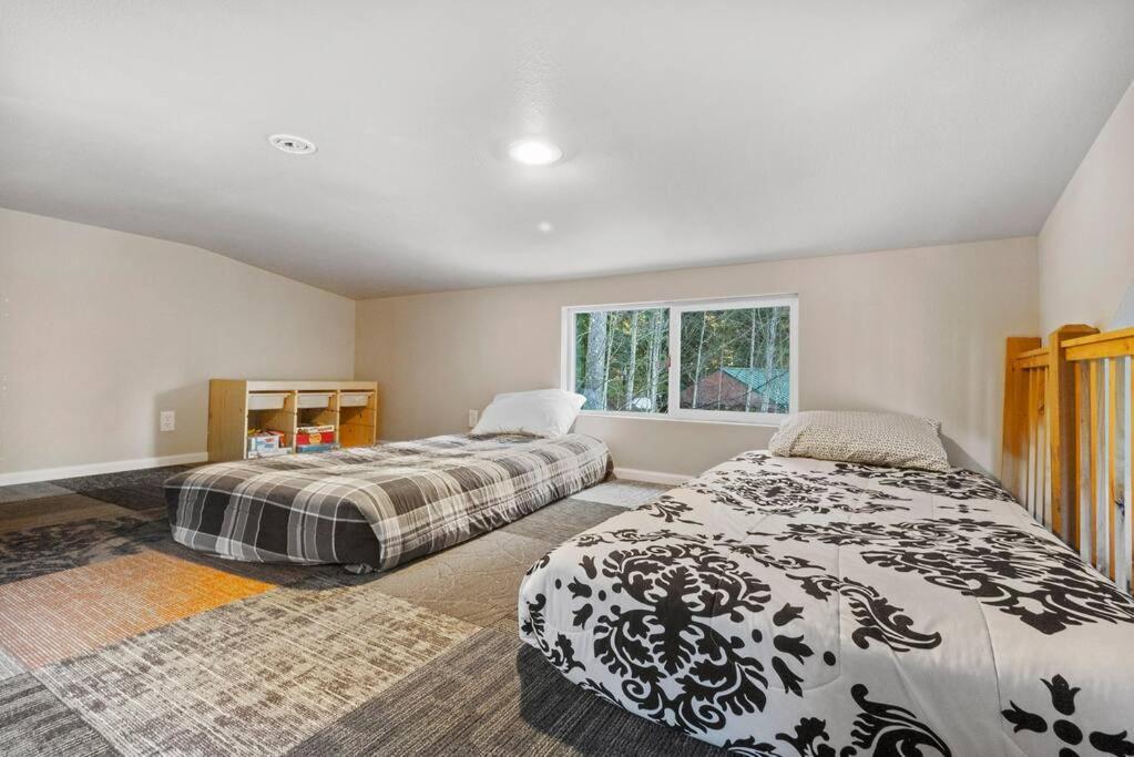 Cozy Tiny Home Steps Away From Mt. Rainier Ashford Extérieur photo